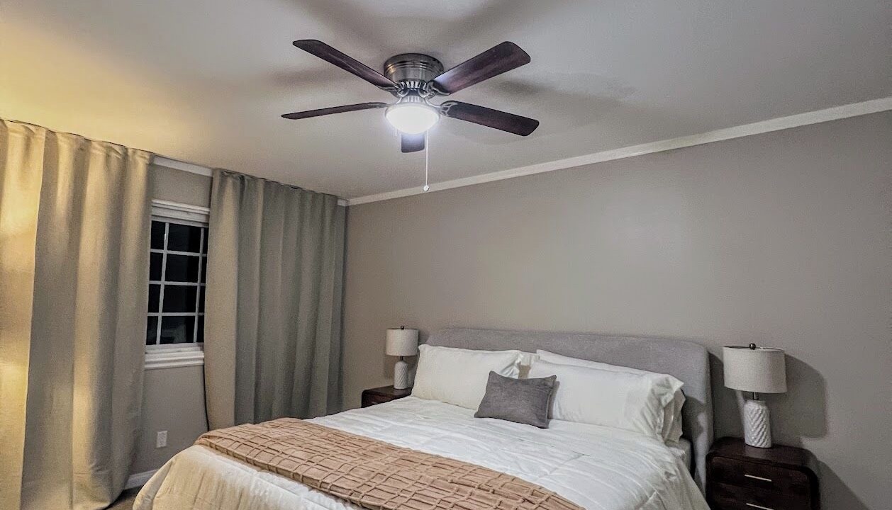 Photo of Bedroom in Orange