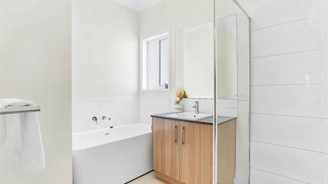 Photo of Bathroom in Deebing Heights