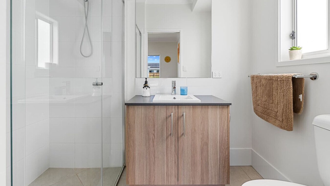 Photo of Bathroom in Deebing Heights