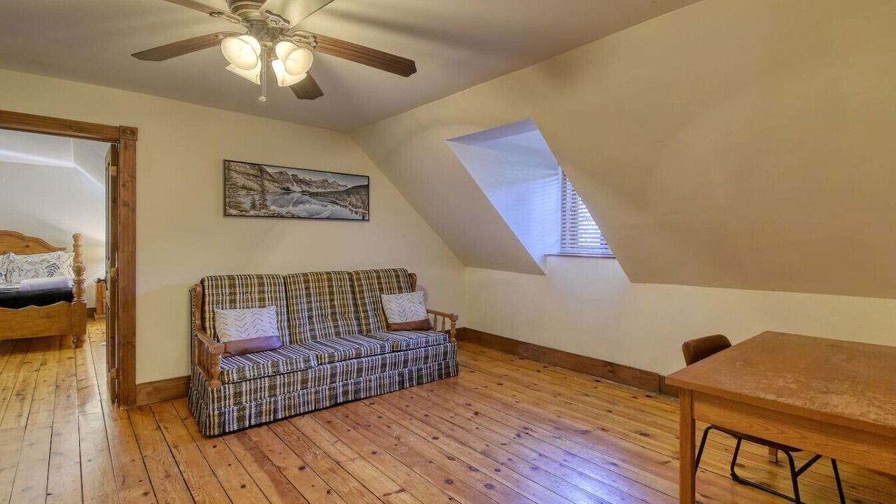 Photo of Livingroom in St-Adolphe-d'Howard
