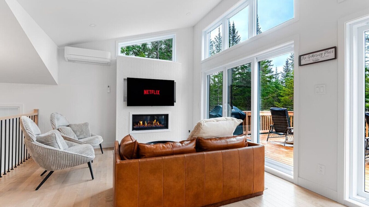 Photo of Livingroom in Lac-Swell