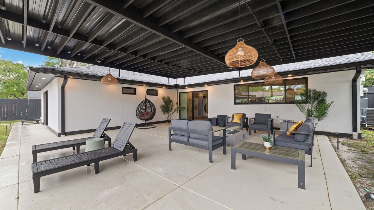 Photo of Patio Balcony in Woodlake - Briar Meadow