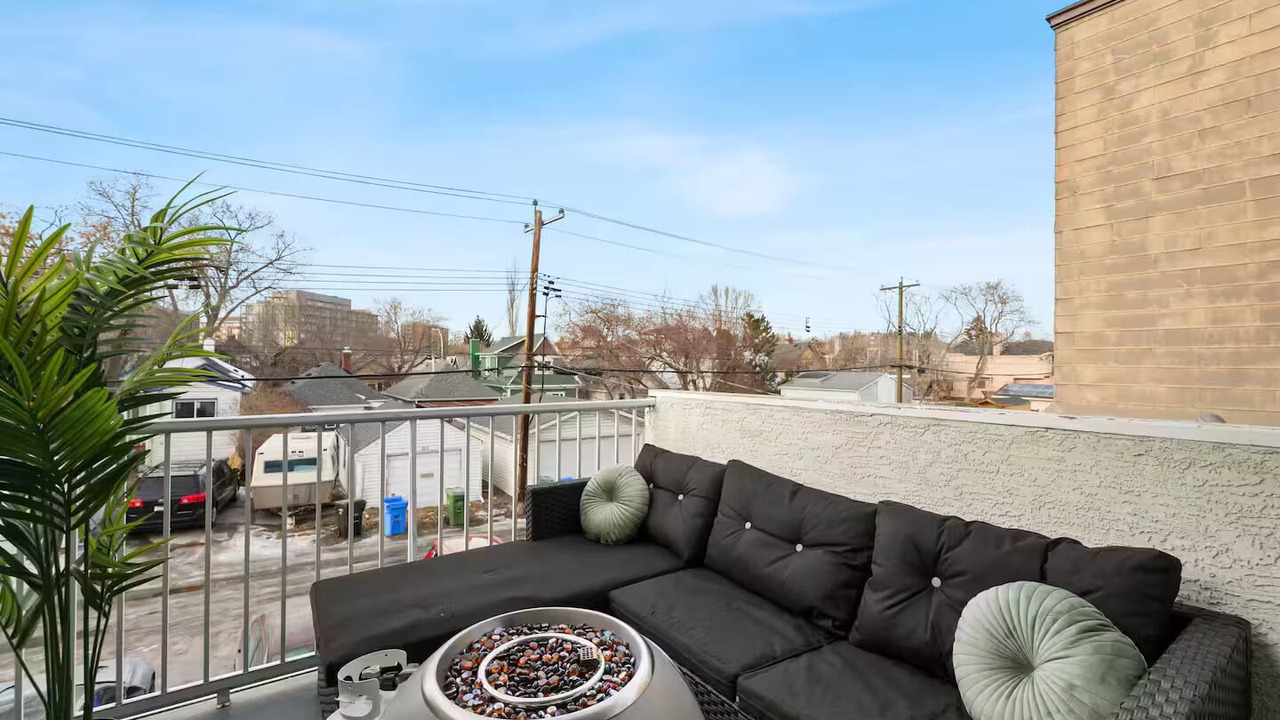 Photo of Outdoor in Sunnyside