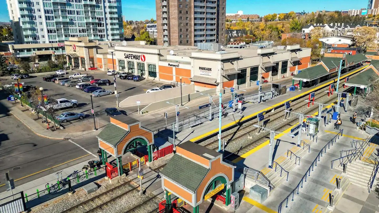 Photo of Others in Sunnyside