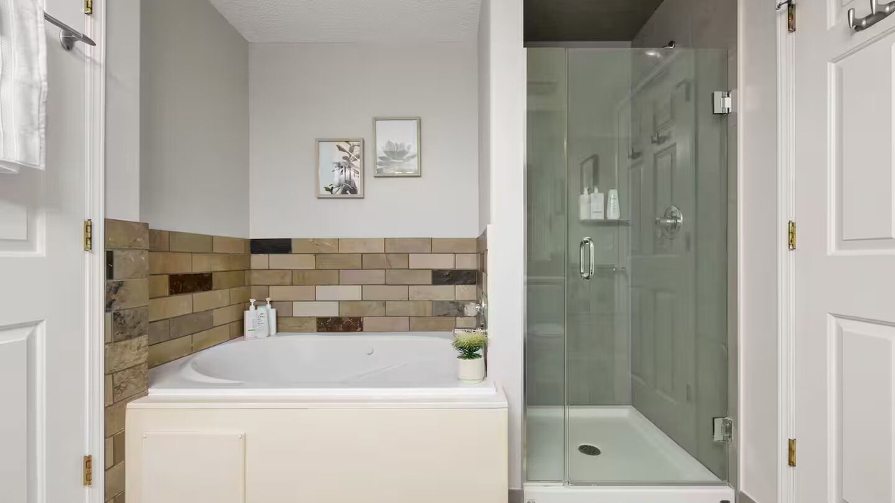 Photo of Bathroom in Sunnyside