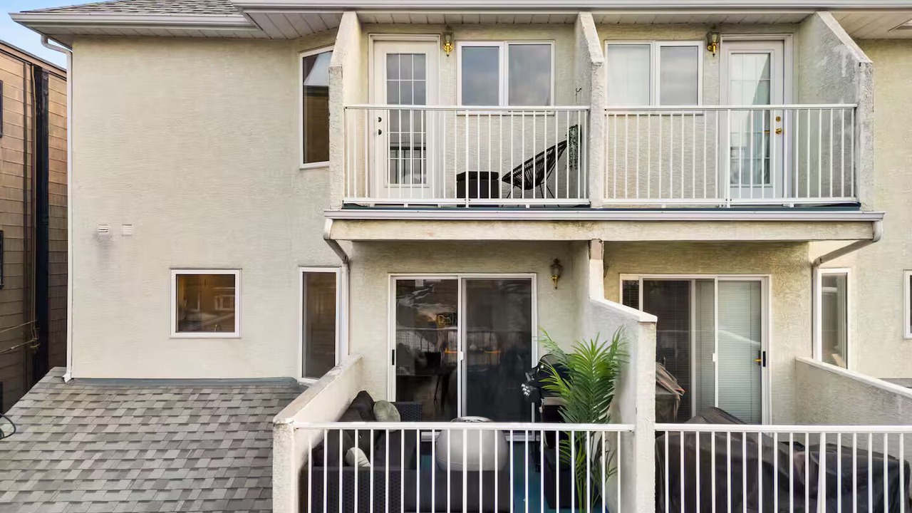 Photo of Outdoor in Sunnyside
