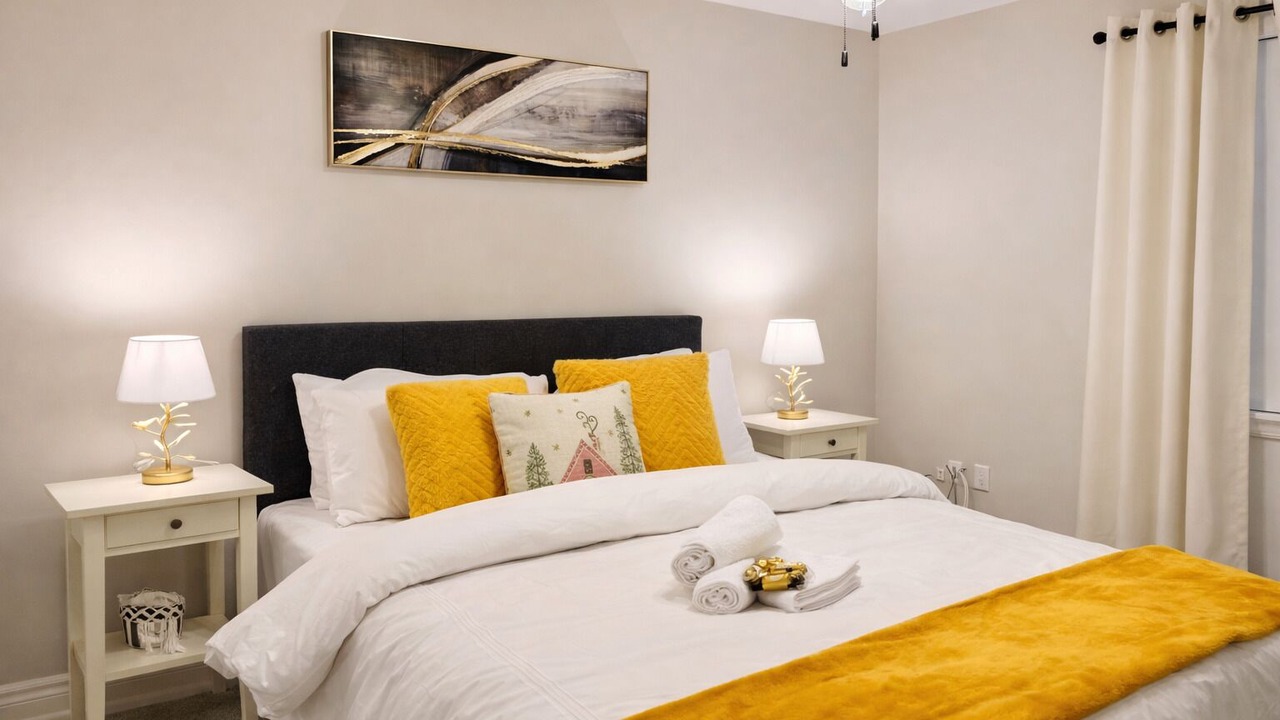 Photo of Bedroom in Oakville