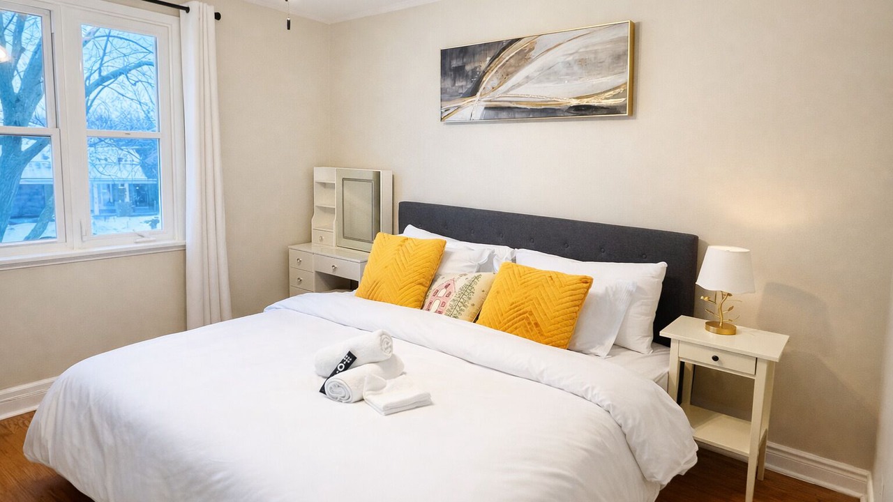 Photo of Bedroom in Oakville
