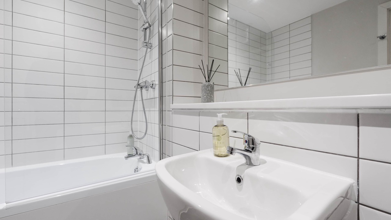 Photo of Others in Everton