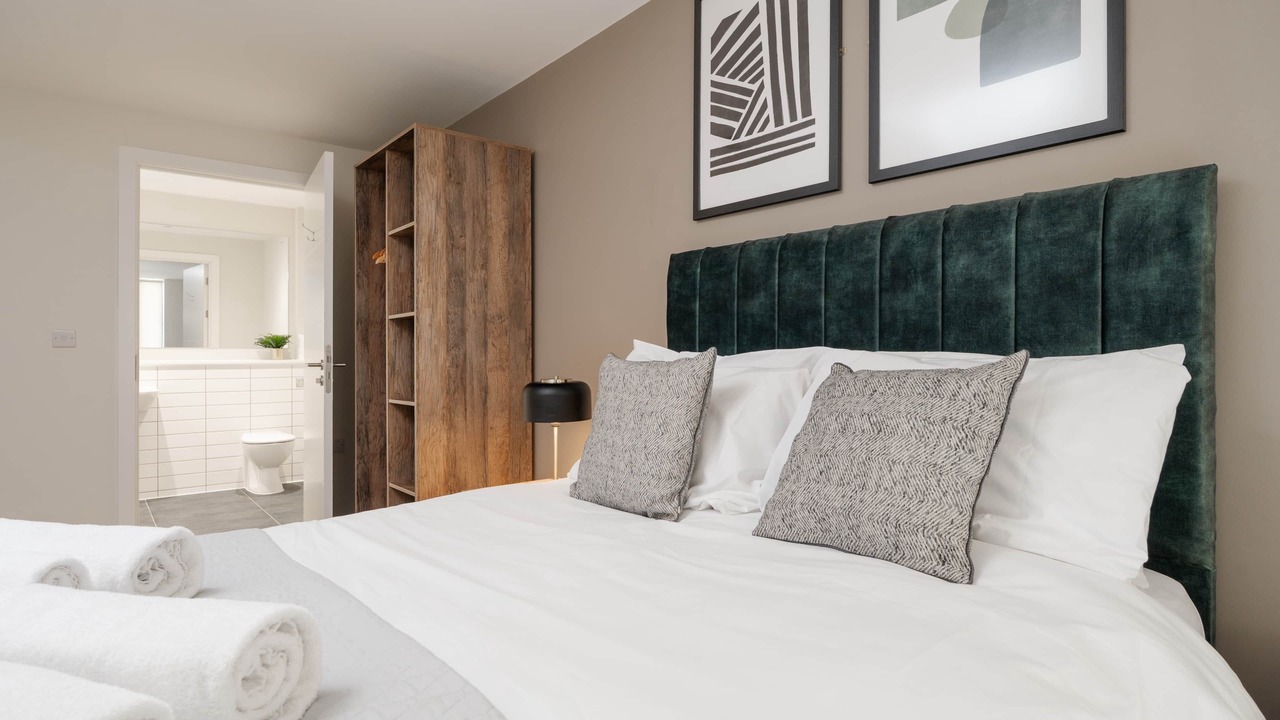 Photo of Others in Everton