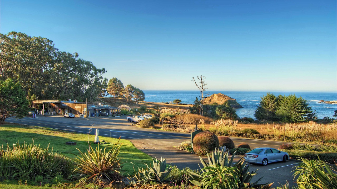 Photo of Others in Fort Bragg