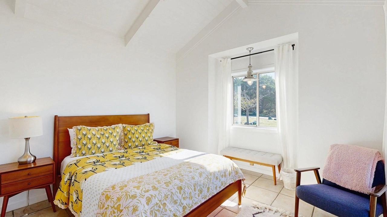 Photo of Bedroom in Mendocino