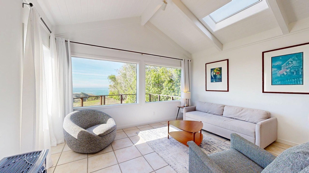Photo of Livingroom in Mendocino