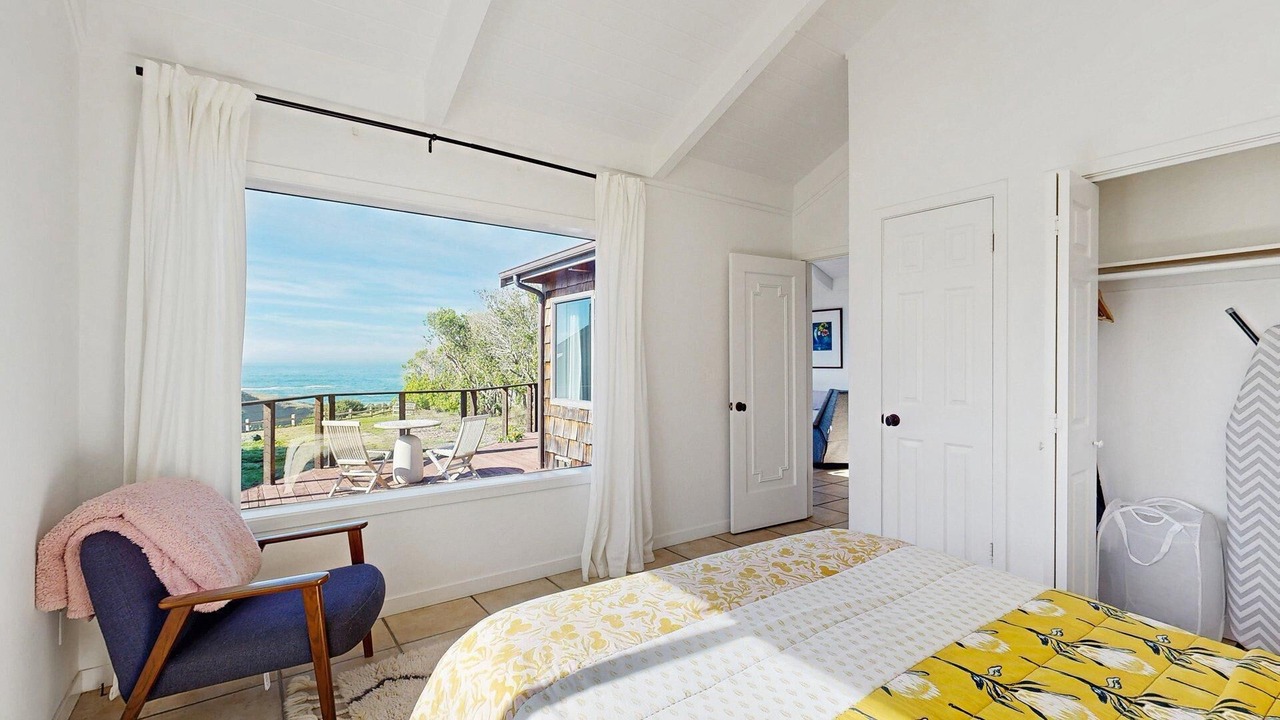 Photo of Bedroom in Mendocino