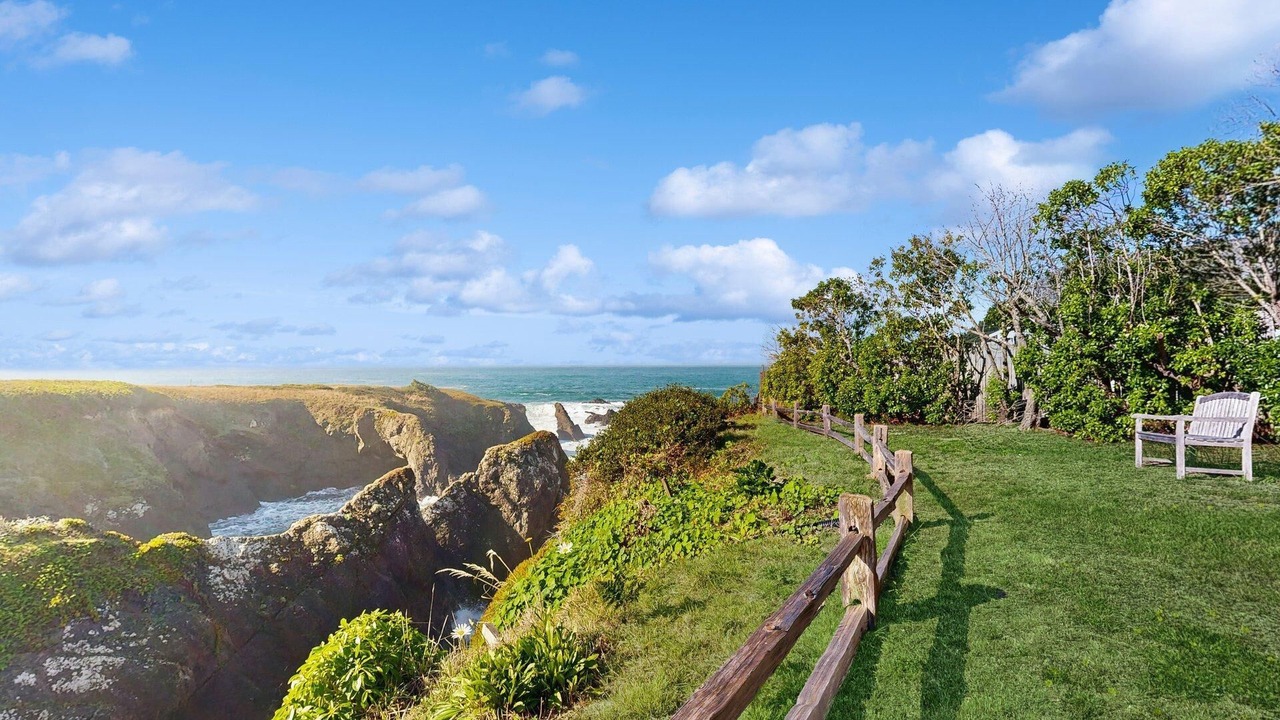 Photo of Others in Mendocino