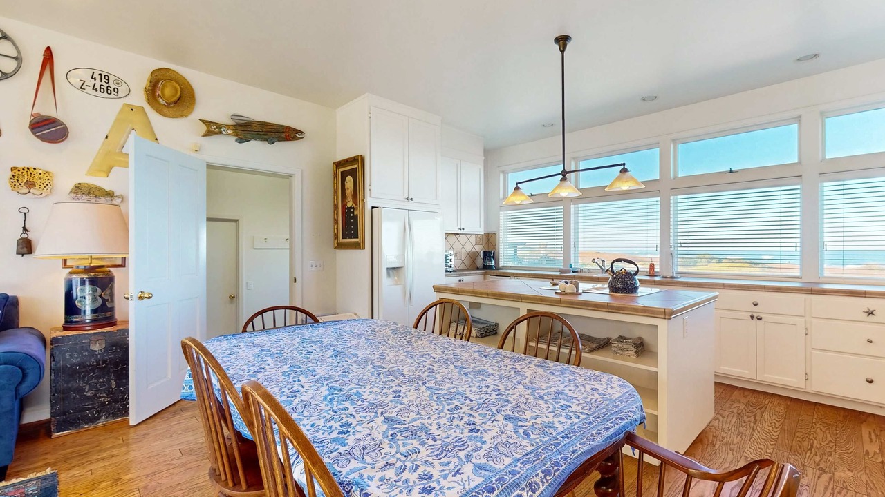 Photo of Others in Fort Bragg