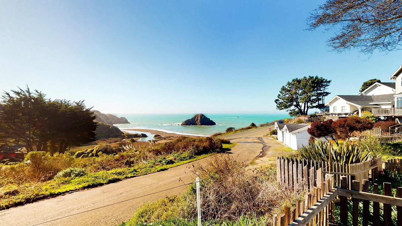 Photo of Others in Elk