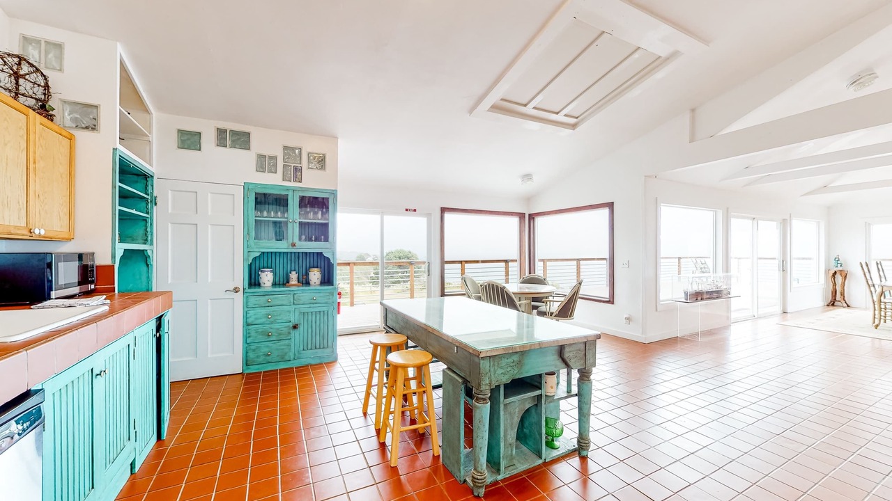 Photo of Others in Elk