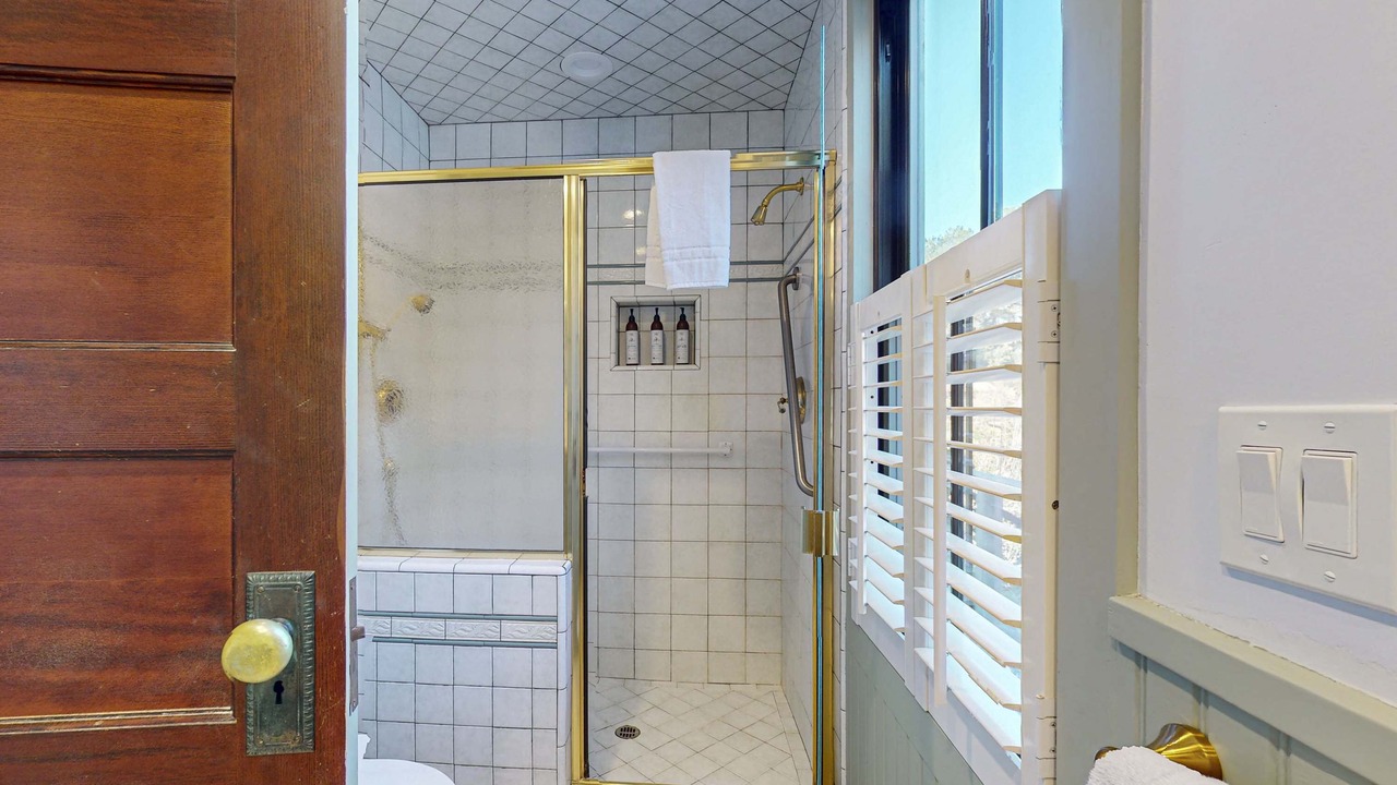 Photo of Bathroom in Mendocino