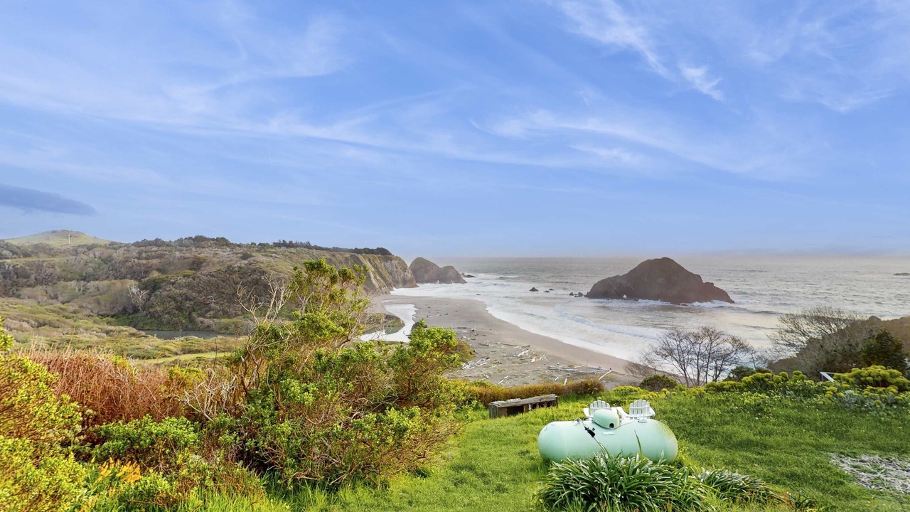 Photo of Others in Elk