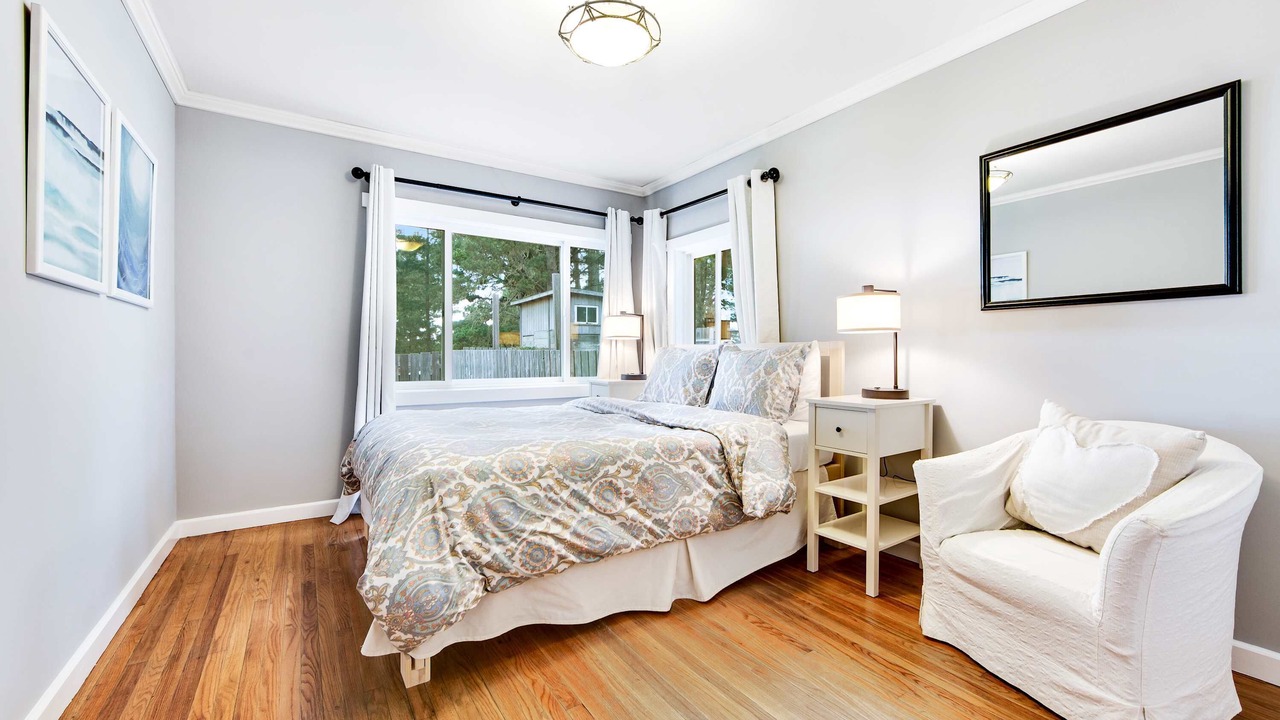 Photo of Bedroom in Mendocino