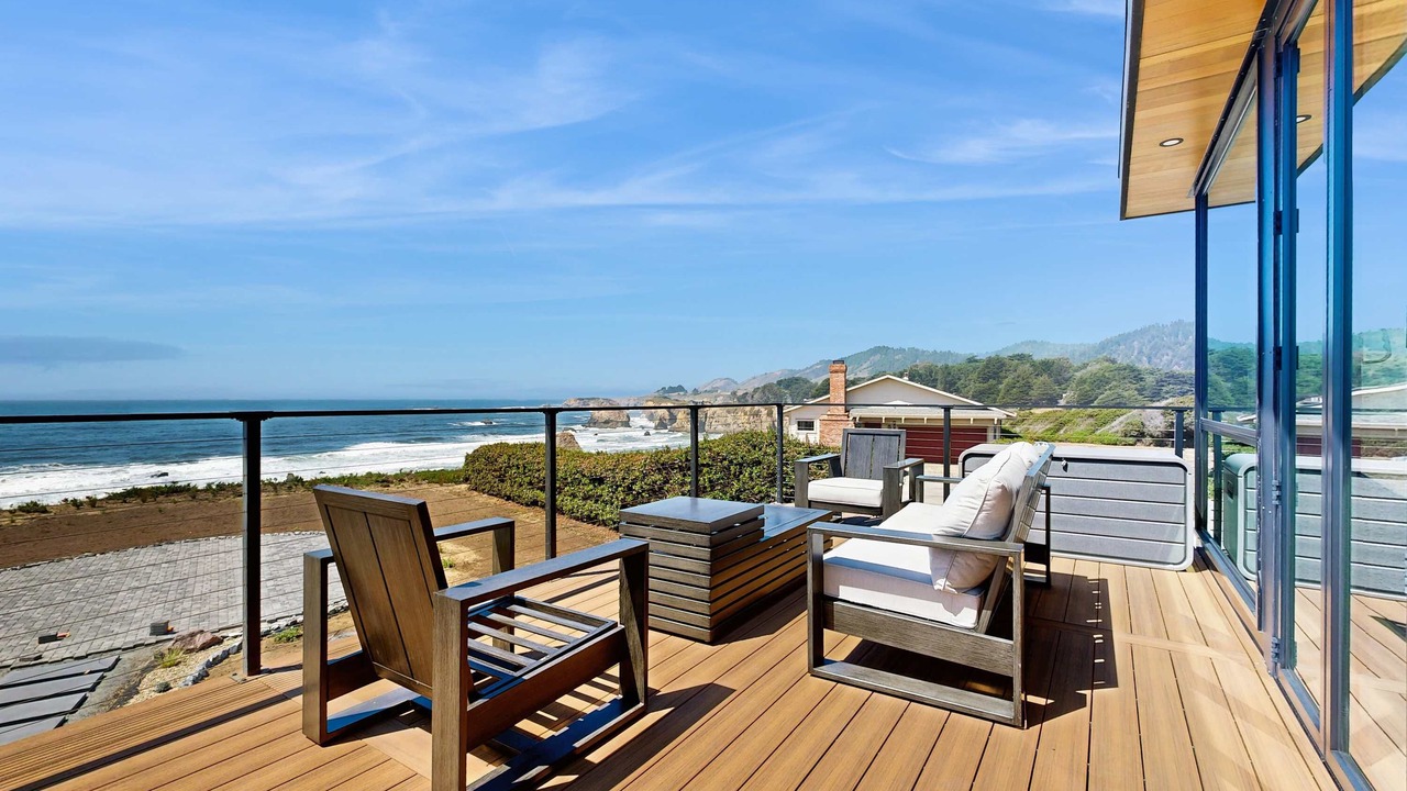 Photo of Patio Balcony in Fort Bragg