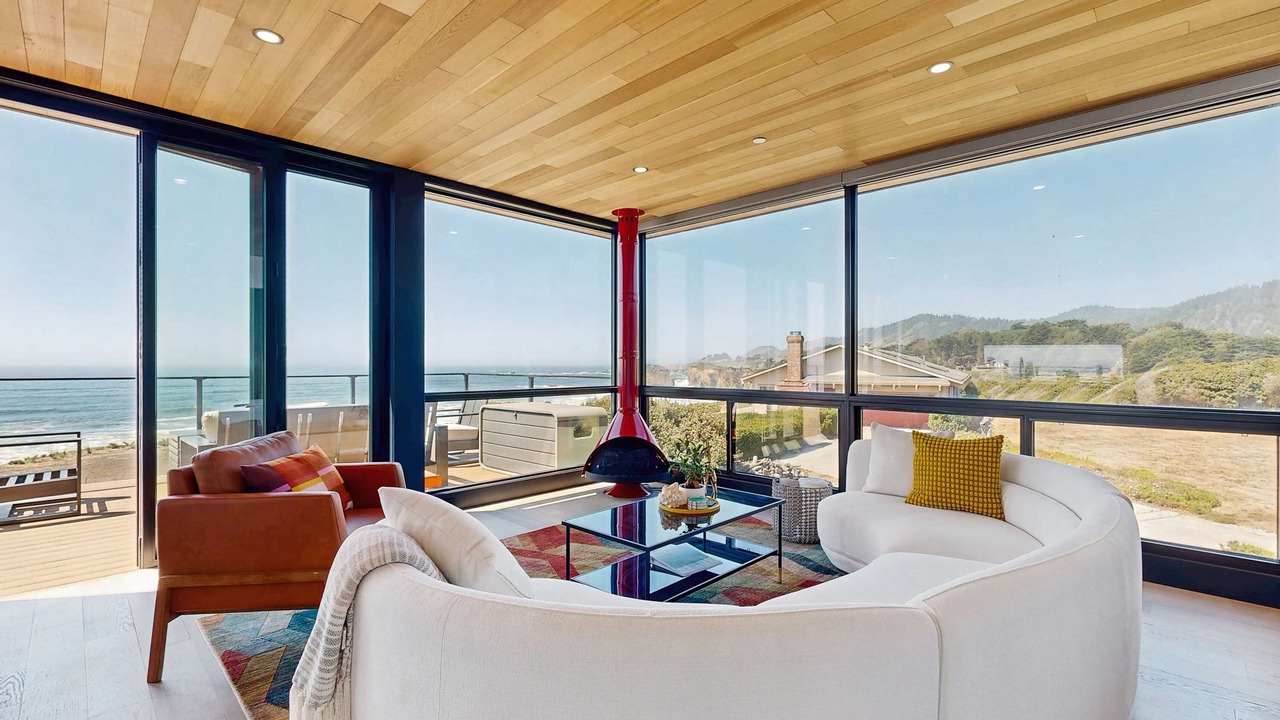 Photo of Livingroom in Fort Bragg