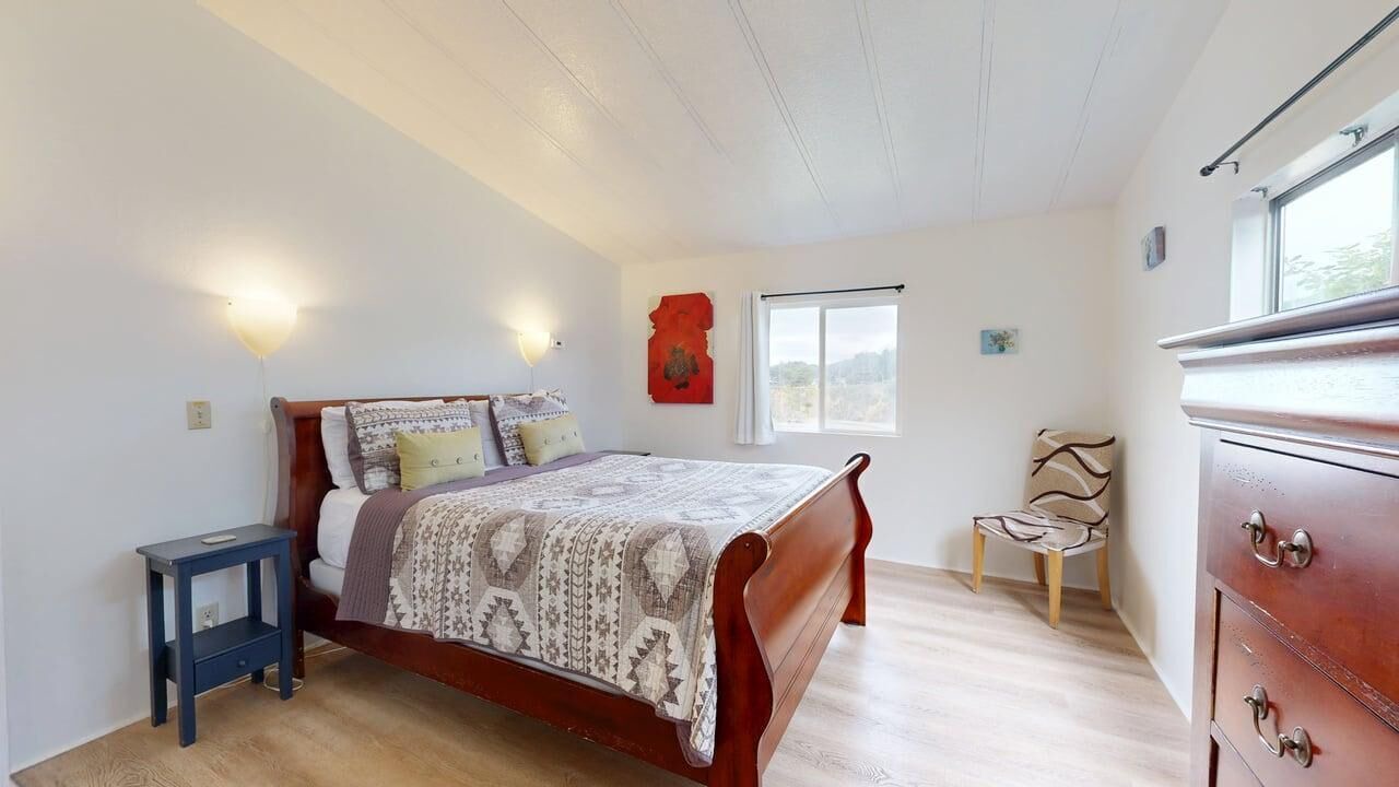 Photo of Bedroom in Fort Bragg