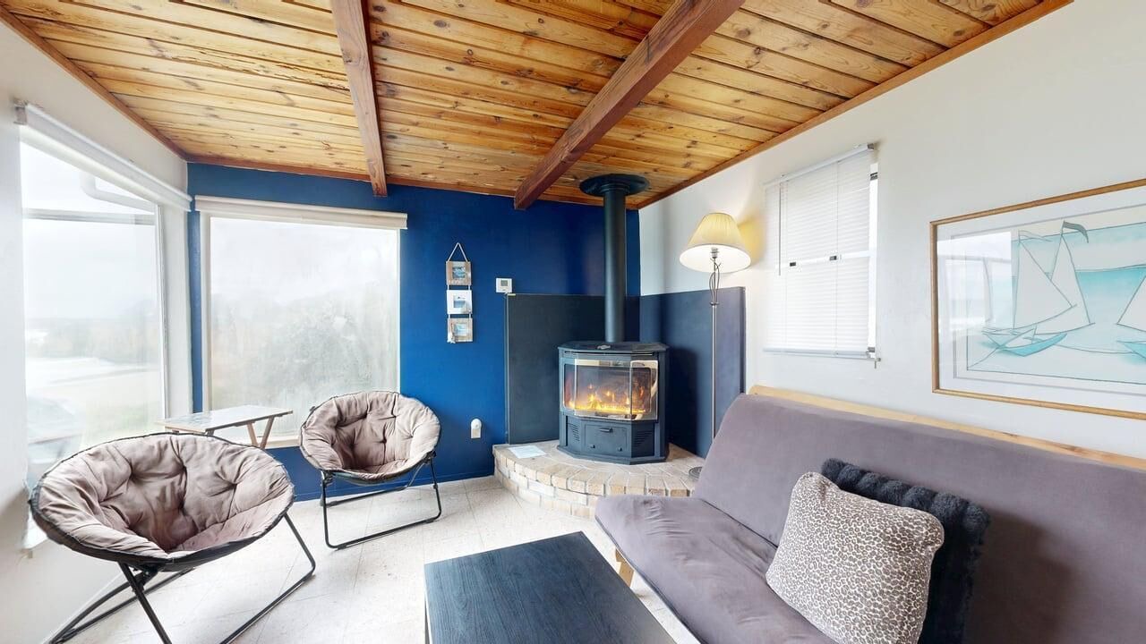 Photo of Livingroom in Fort Bragg