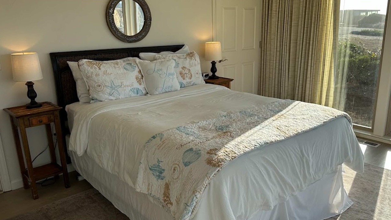 Photo of Bedroom in Fort Bragg