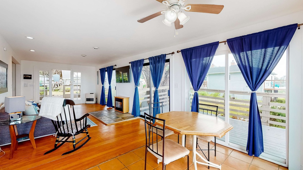 Photo of Others in Elk