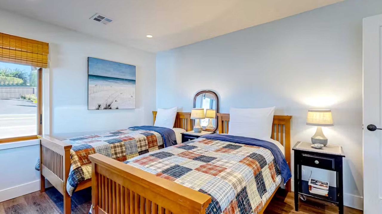 Photo of Bedroom in Elk