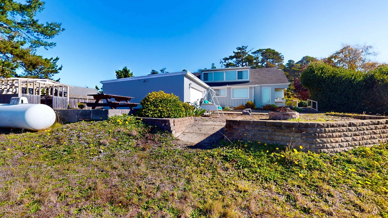 Photo of Patio Balcony in Fort Bragg