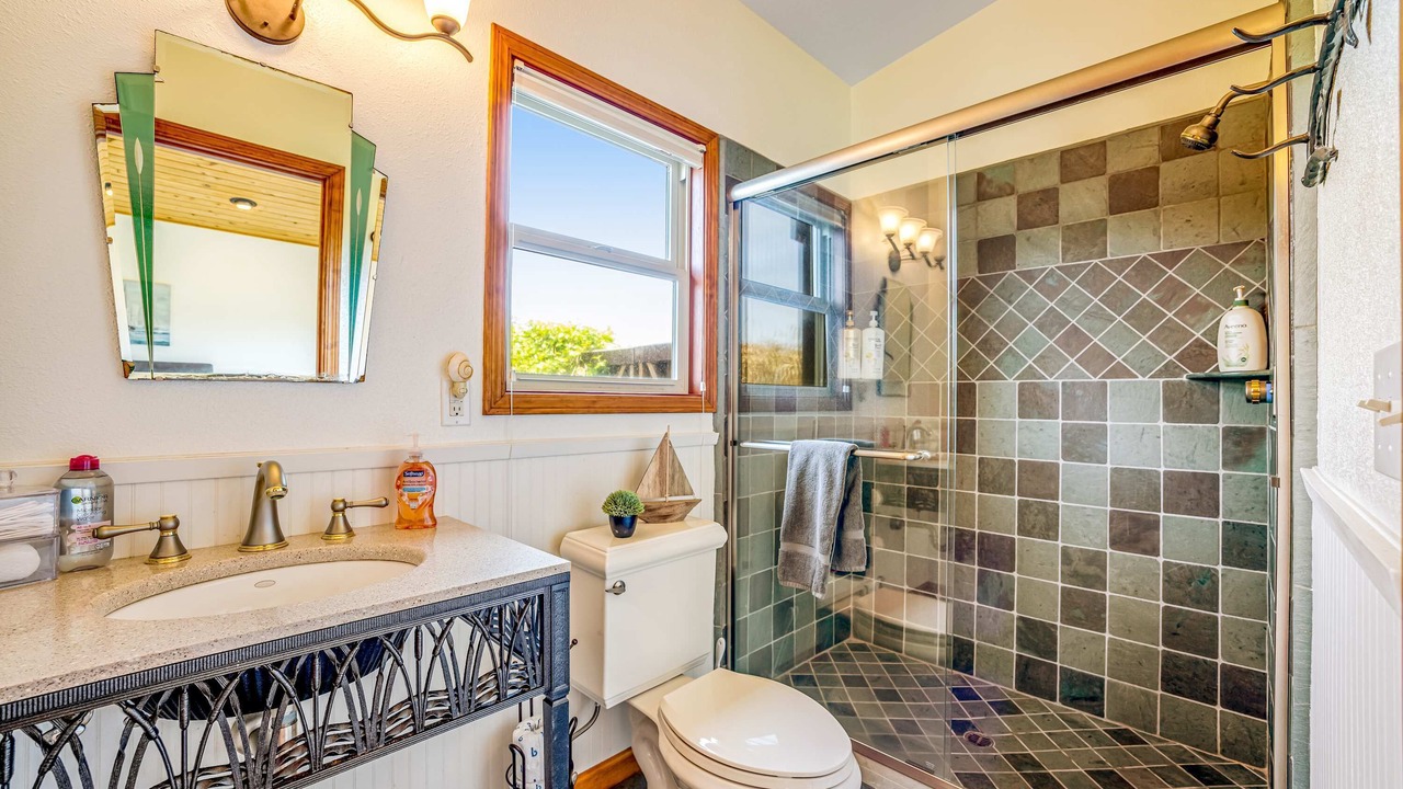 Photo of Bathroom in Fort Bragg