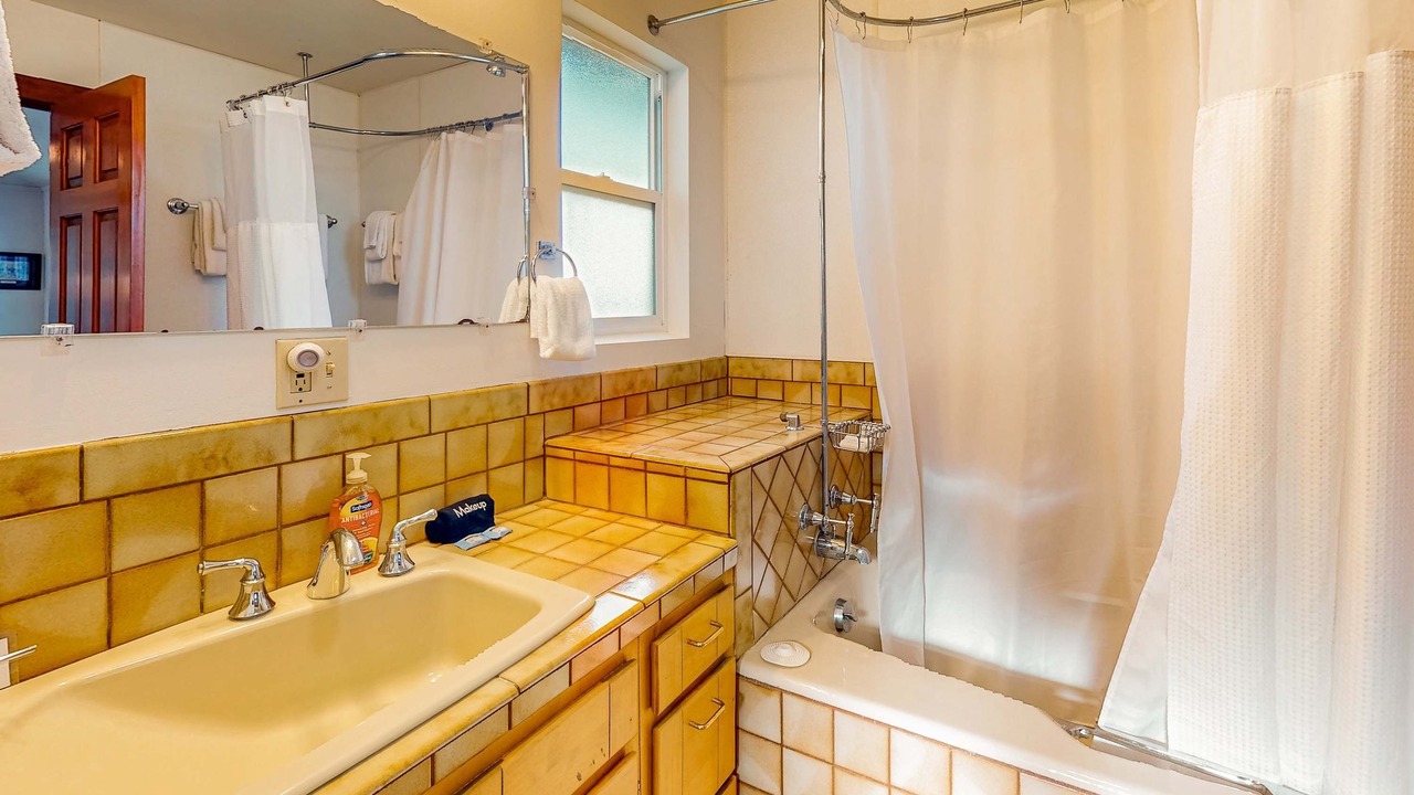 Photo of Bathroom in Mendocino