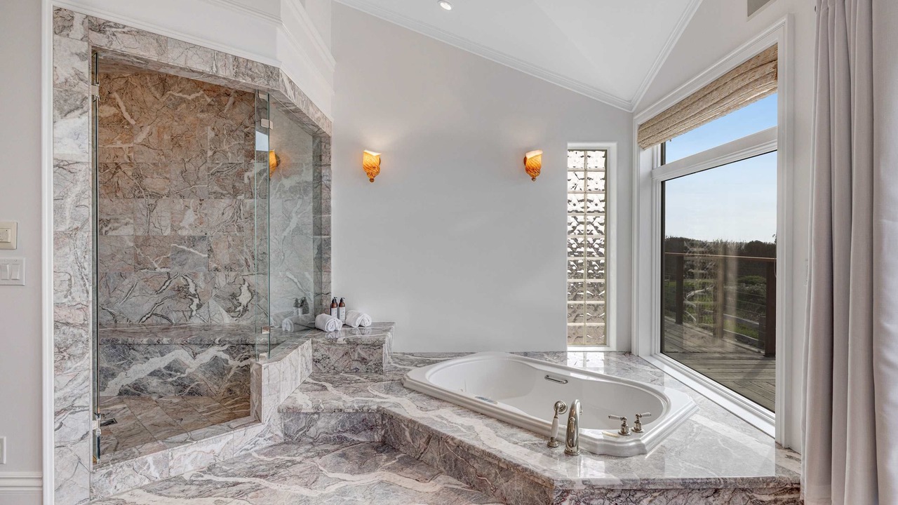 Photo of Bathroom in Mendocino