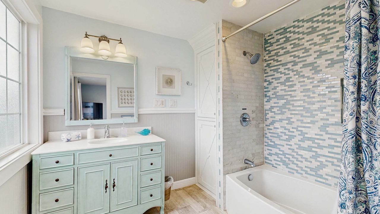 Photo of Bathroom in Fort Bragg