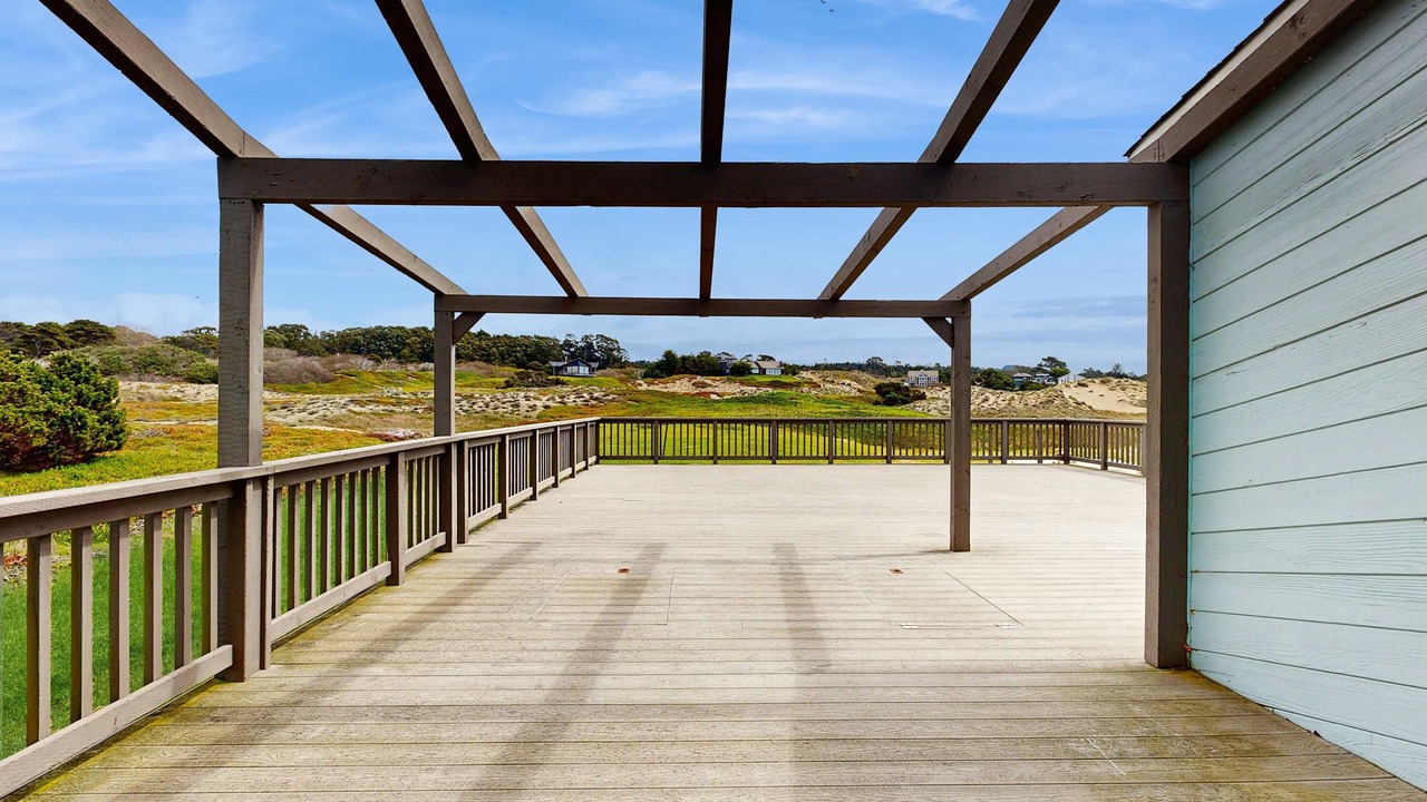 Photo of Patio Balcony in Fort Bragg