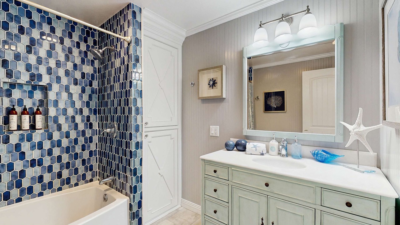 Photo of Bathroom in Fort Bragg