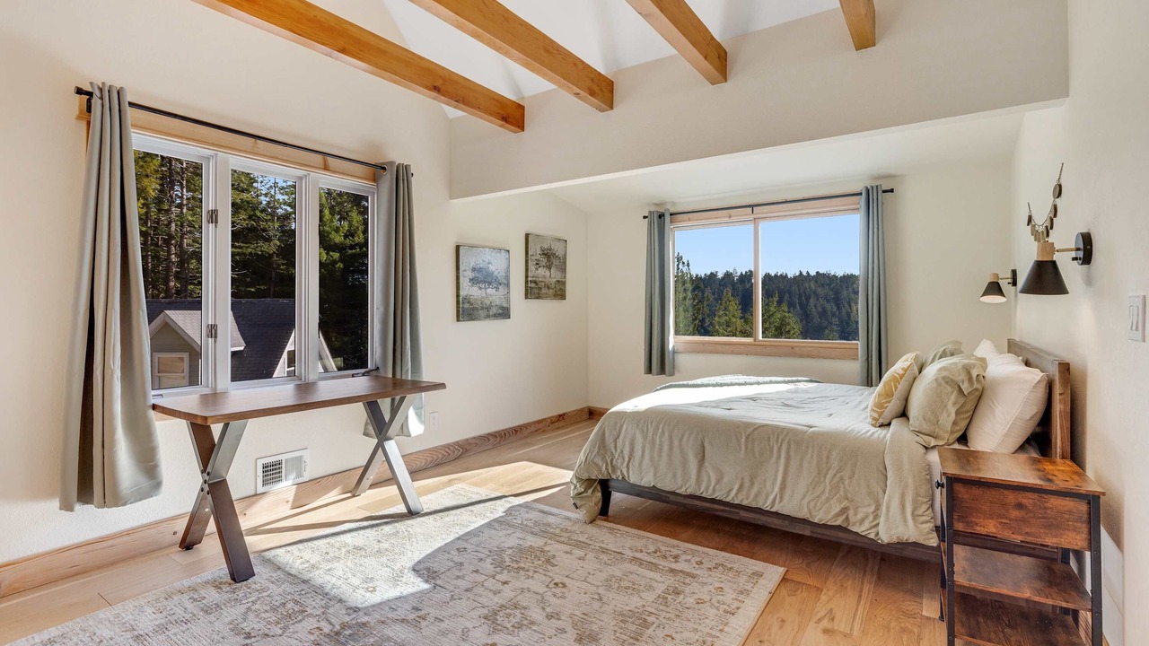 Photo of Bedroom in Little River