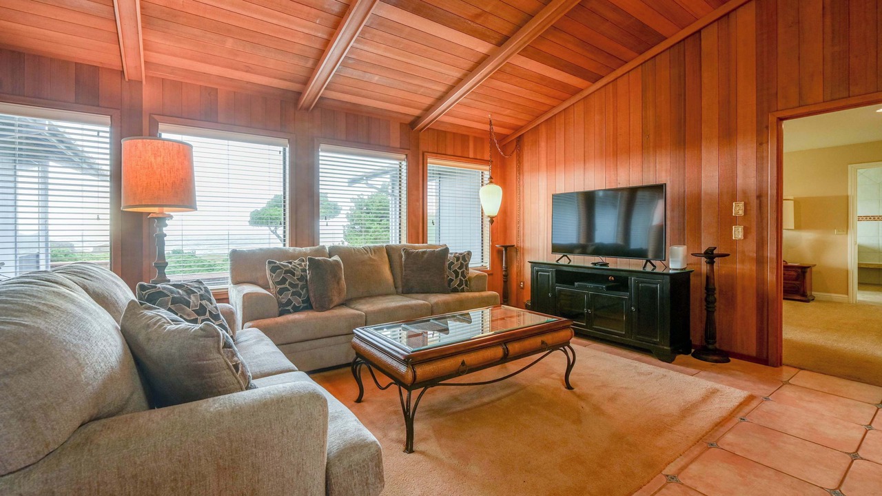 Photo of Livingroom in Fort Bragg