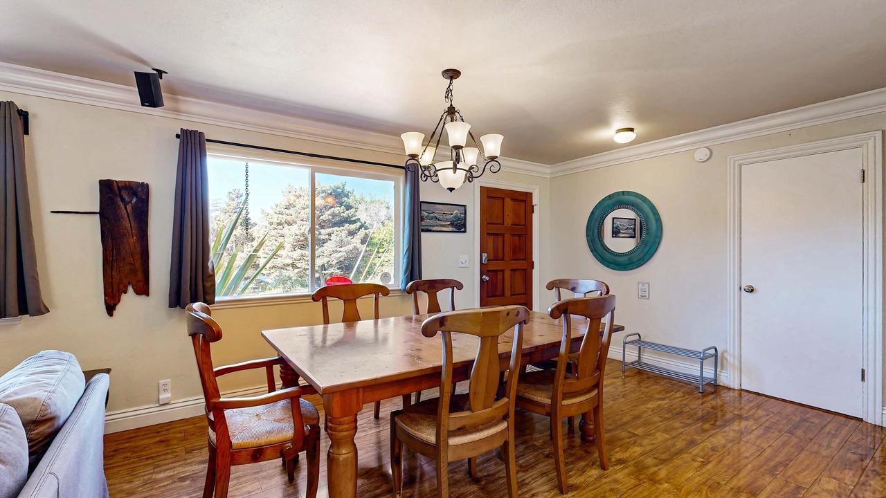 Photo of Others in Cleone