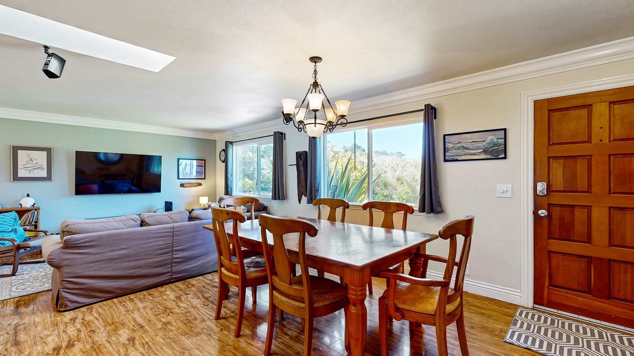 Photo of Others in Cleone