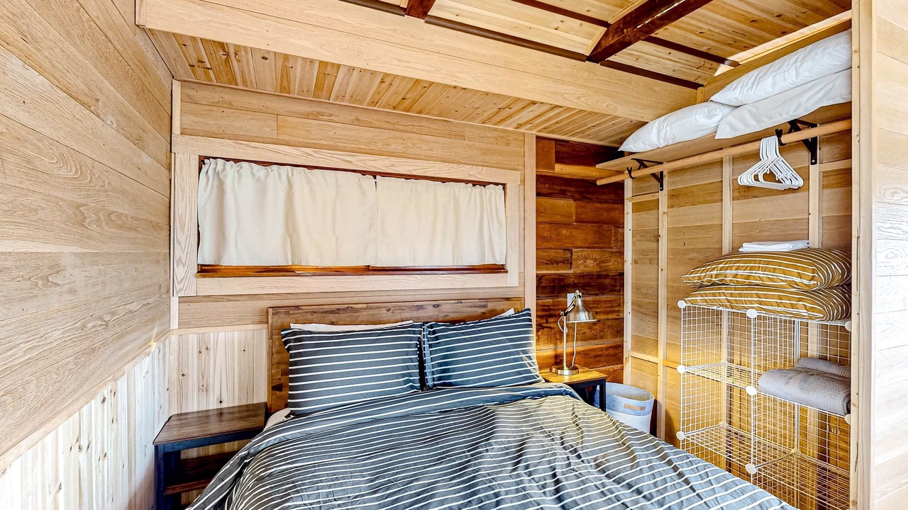 Photo of Bedroom in Cleone