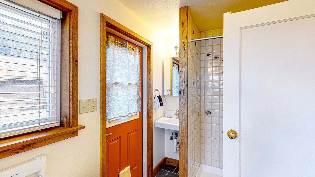 Photo of Bathroom in Cleone