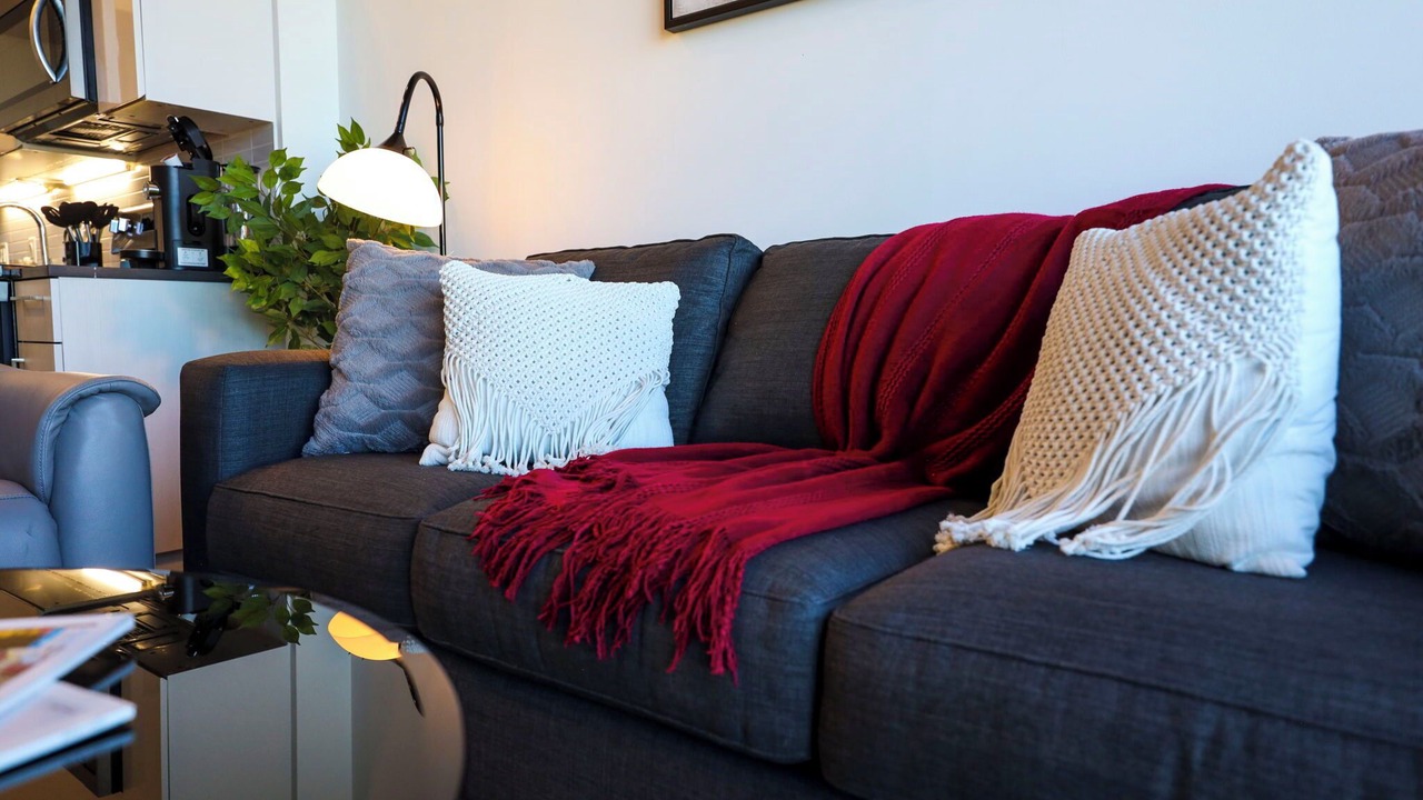 Photo of Livingroom in Music Row
