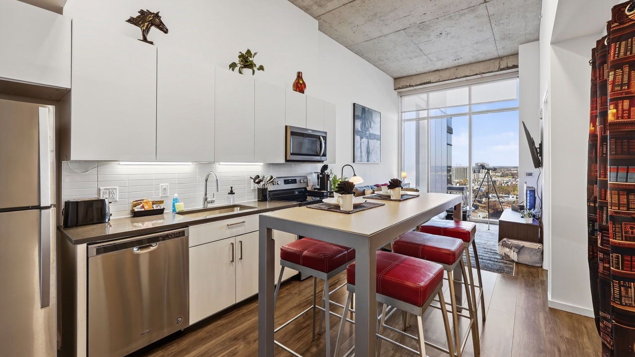Photo of Kitchen in Music Row