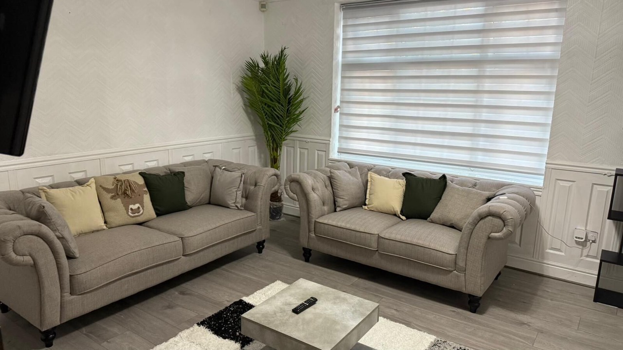 Photo of Livingroom in Borehamwood