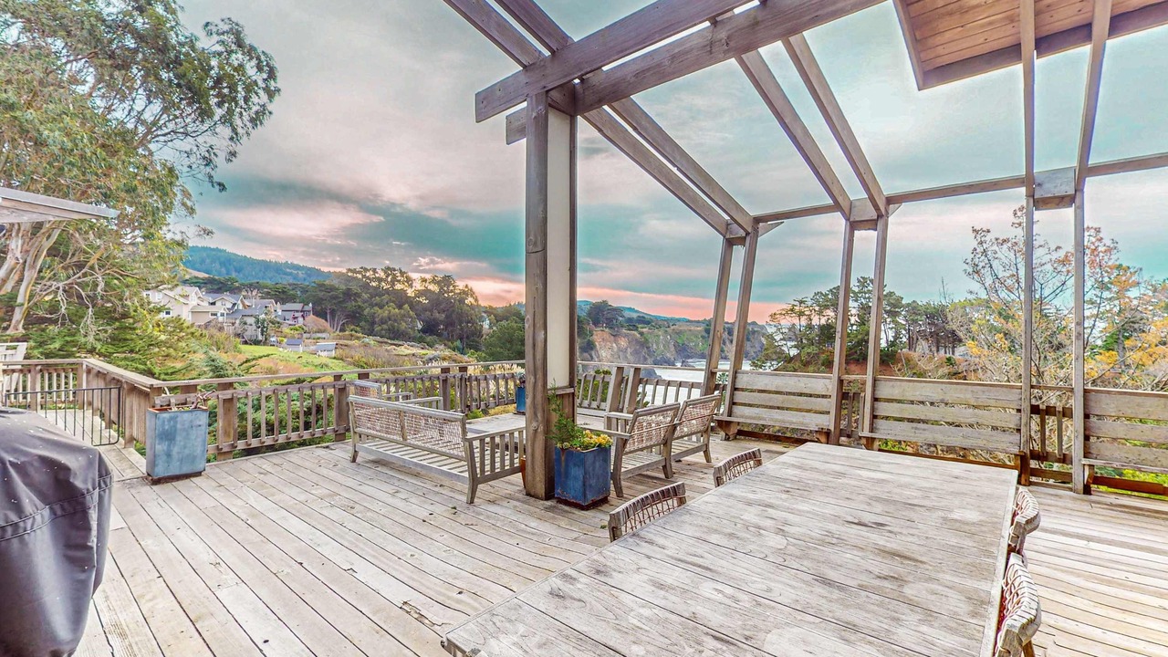 Photo of Outdoor in Elk