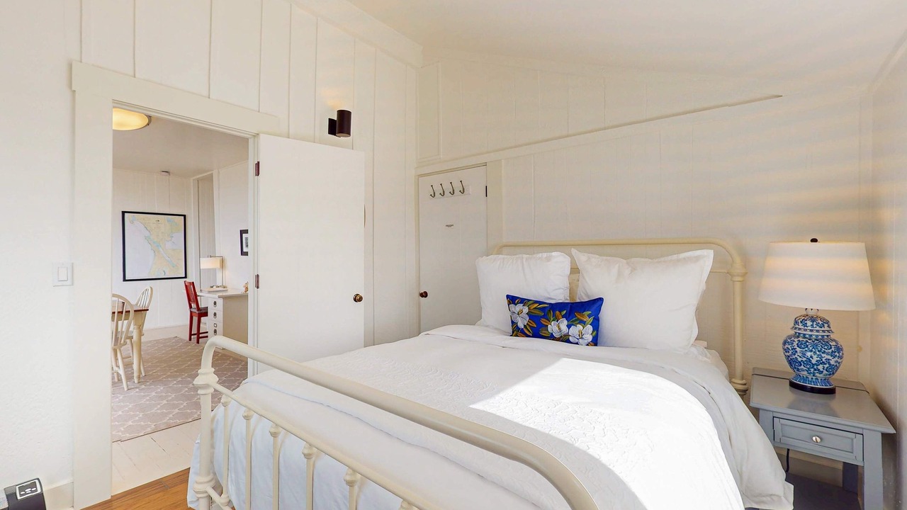 Photo of Bedroom in Philo